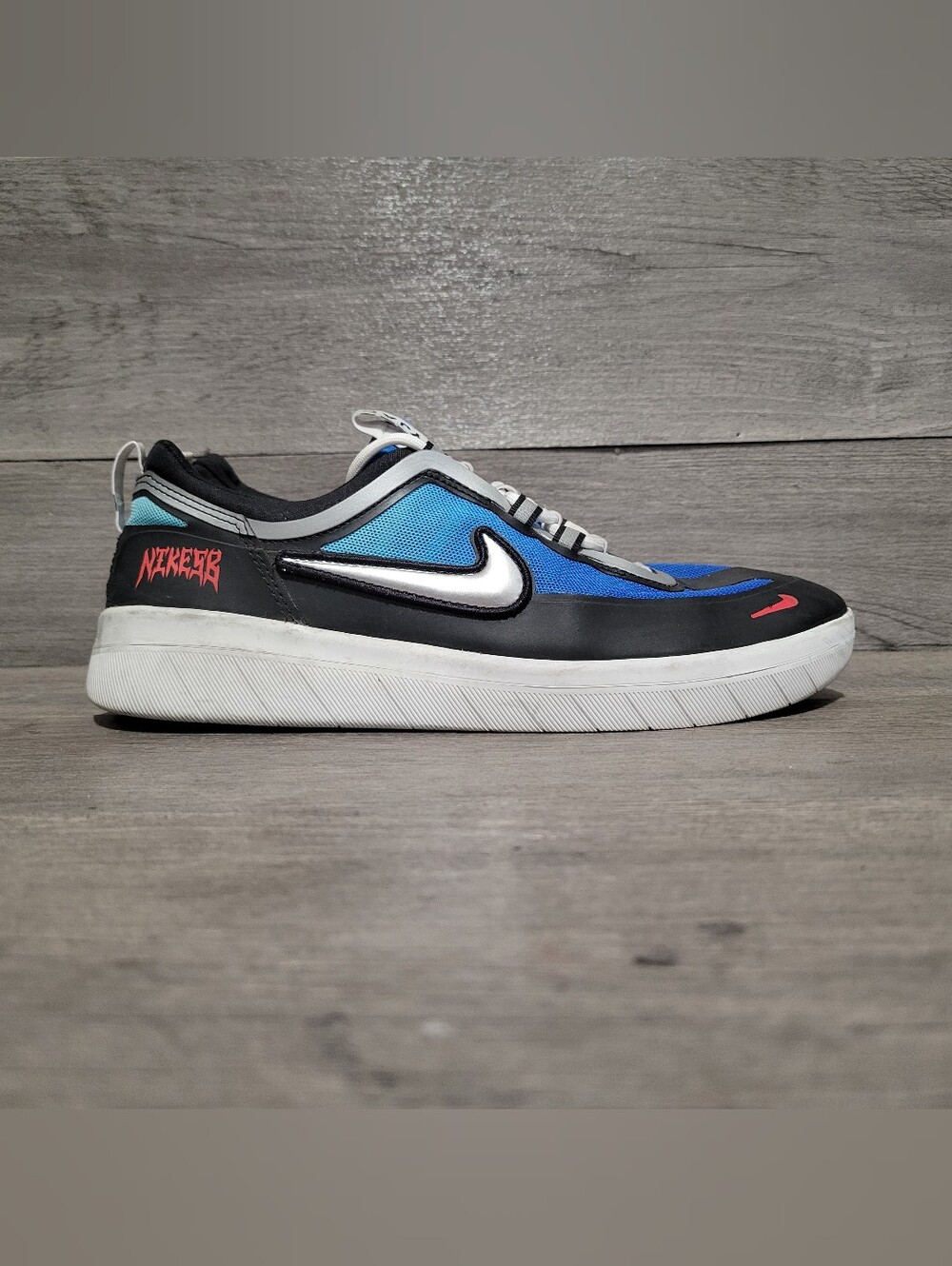 Nike SB Nyjah Free 2 PRM Samborghini Lt Photo Blue Size 8.5 DC9104-400
